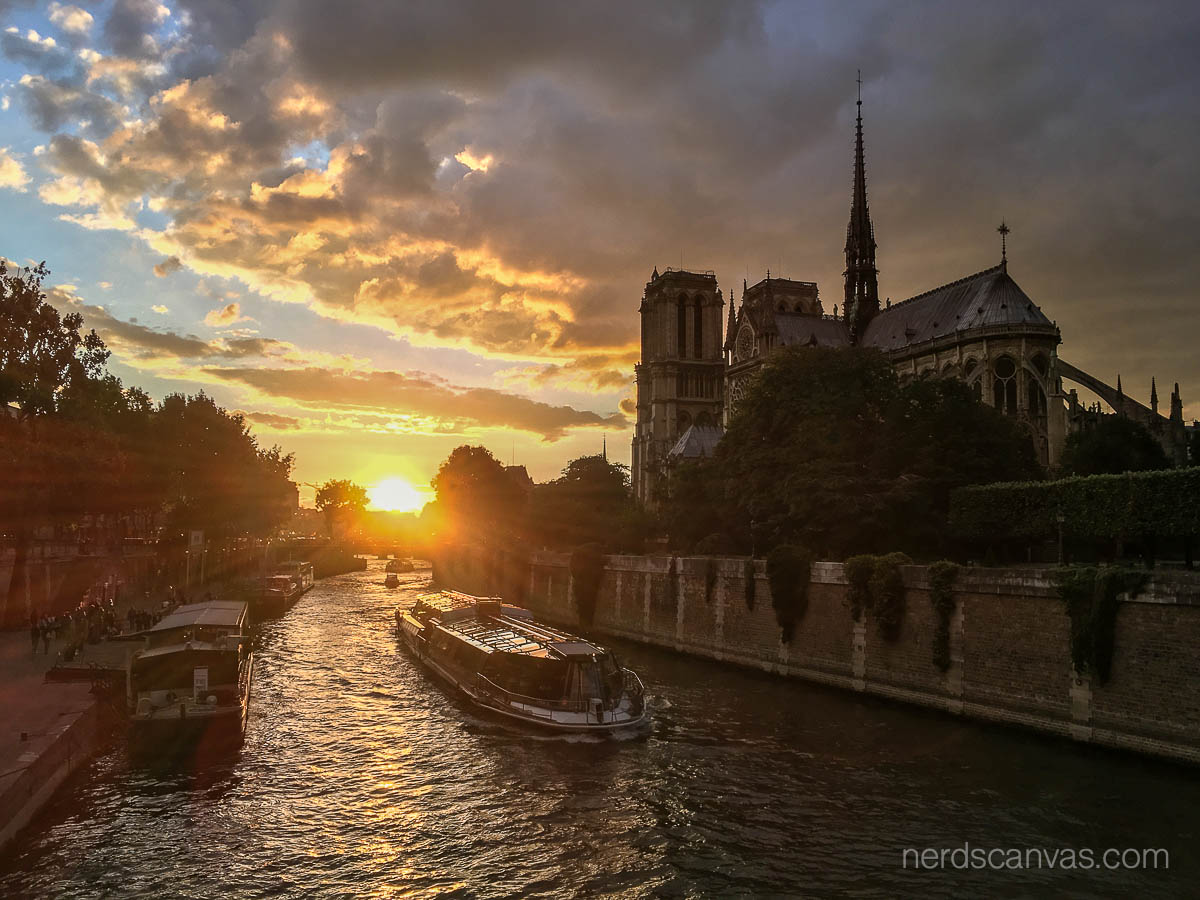 Notre-Dame from pont de l'Archevêché at sunset